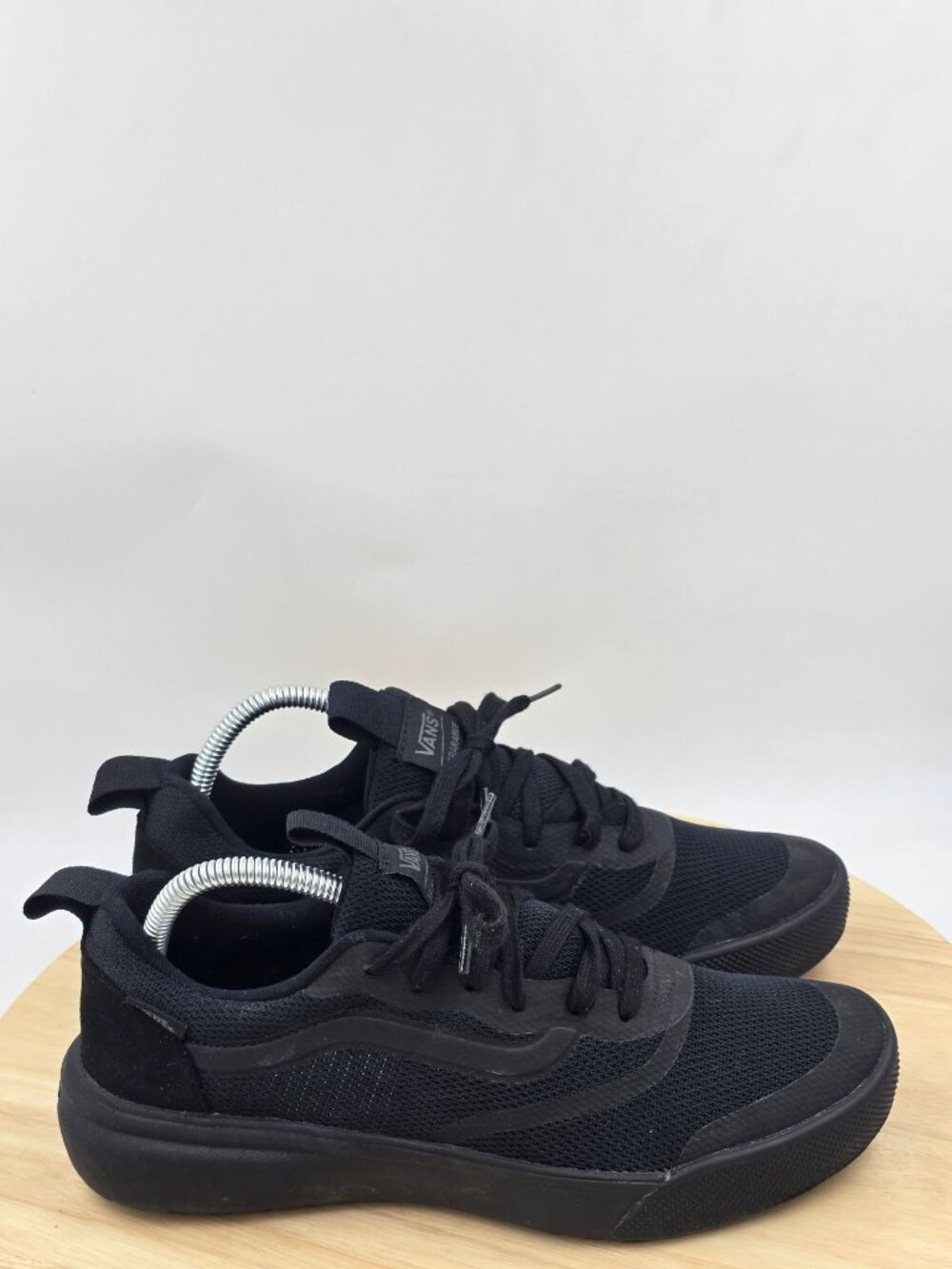Vans Ultrarange Rapidweld Low Top breathable upper Triple Black Shoes Mens sz 8